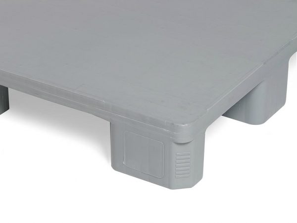 Higieninė plastikinė paletė lygiu paviršiumi 1200x800, 14 kg