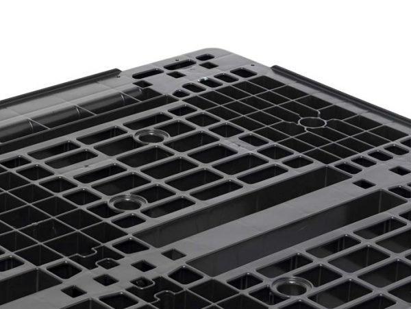 Perforuota plastikinė paletė 1200x1000, 16.5 kg