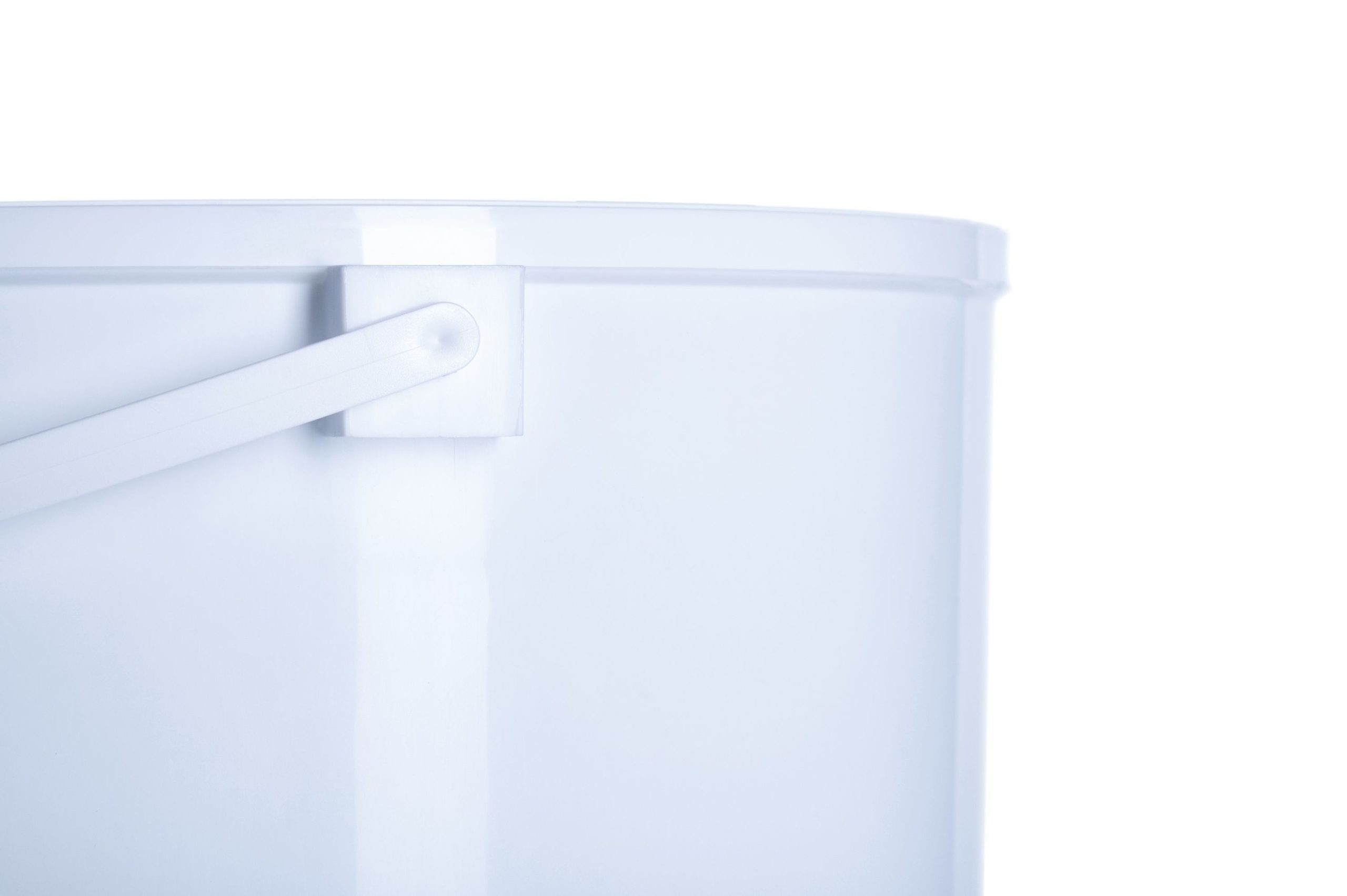 Plastikinis kibirėlis 2.5 l dažams ir chemijos produktams