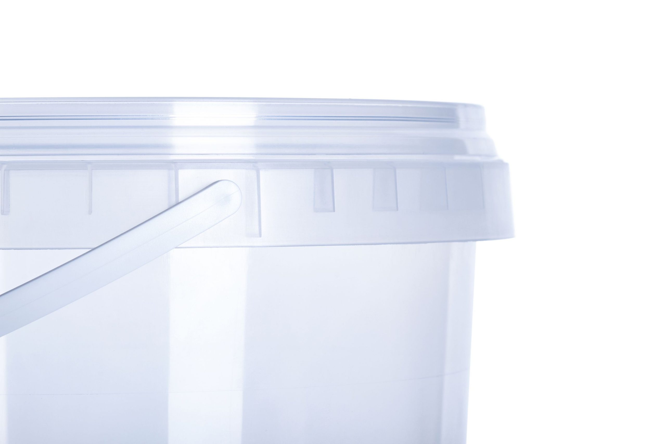 Plastic thin-wall bucket 2.2 L