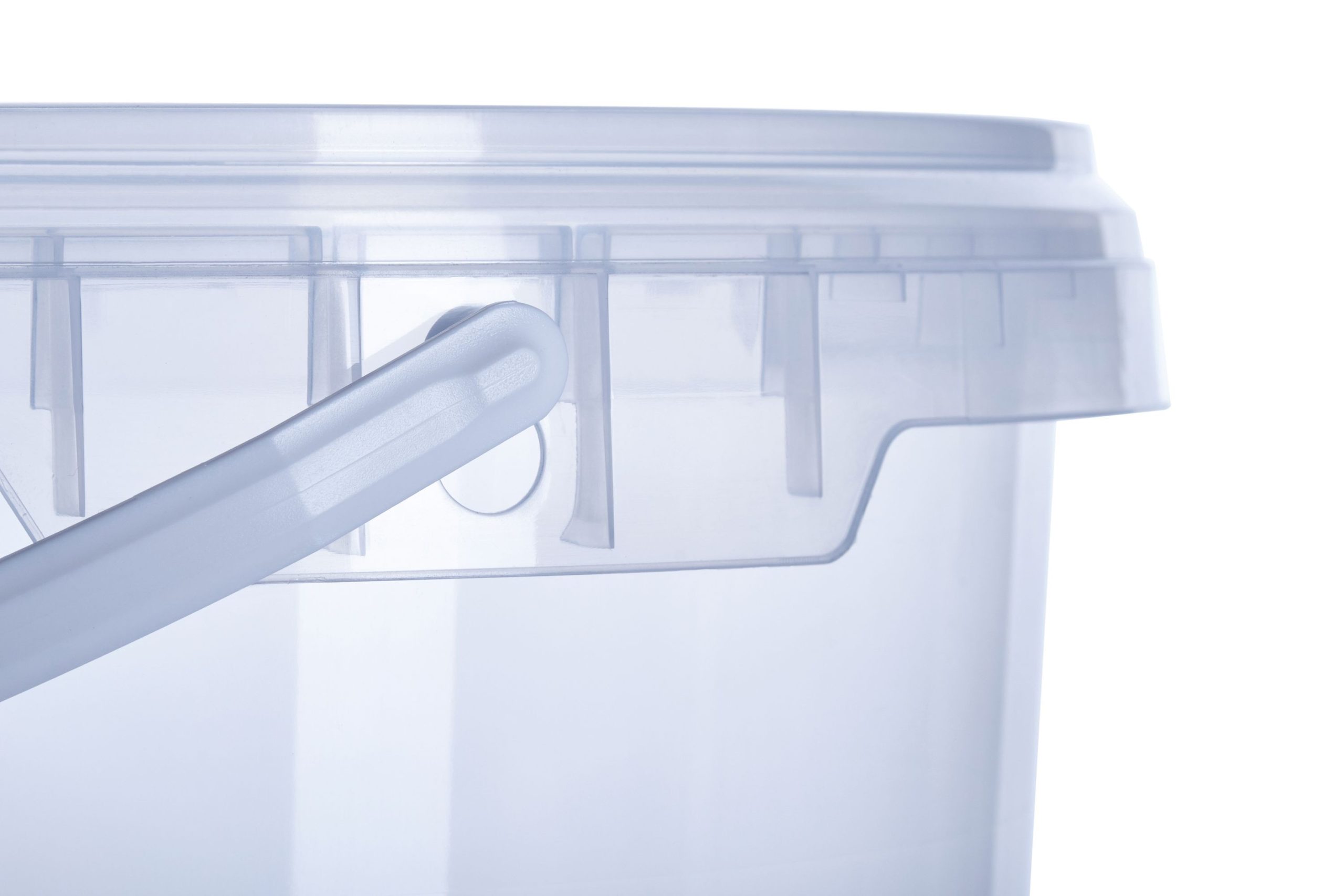 Plastic thin-wall bucket 2.3 L