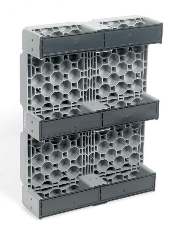 Plastic pallet 800x600